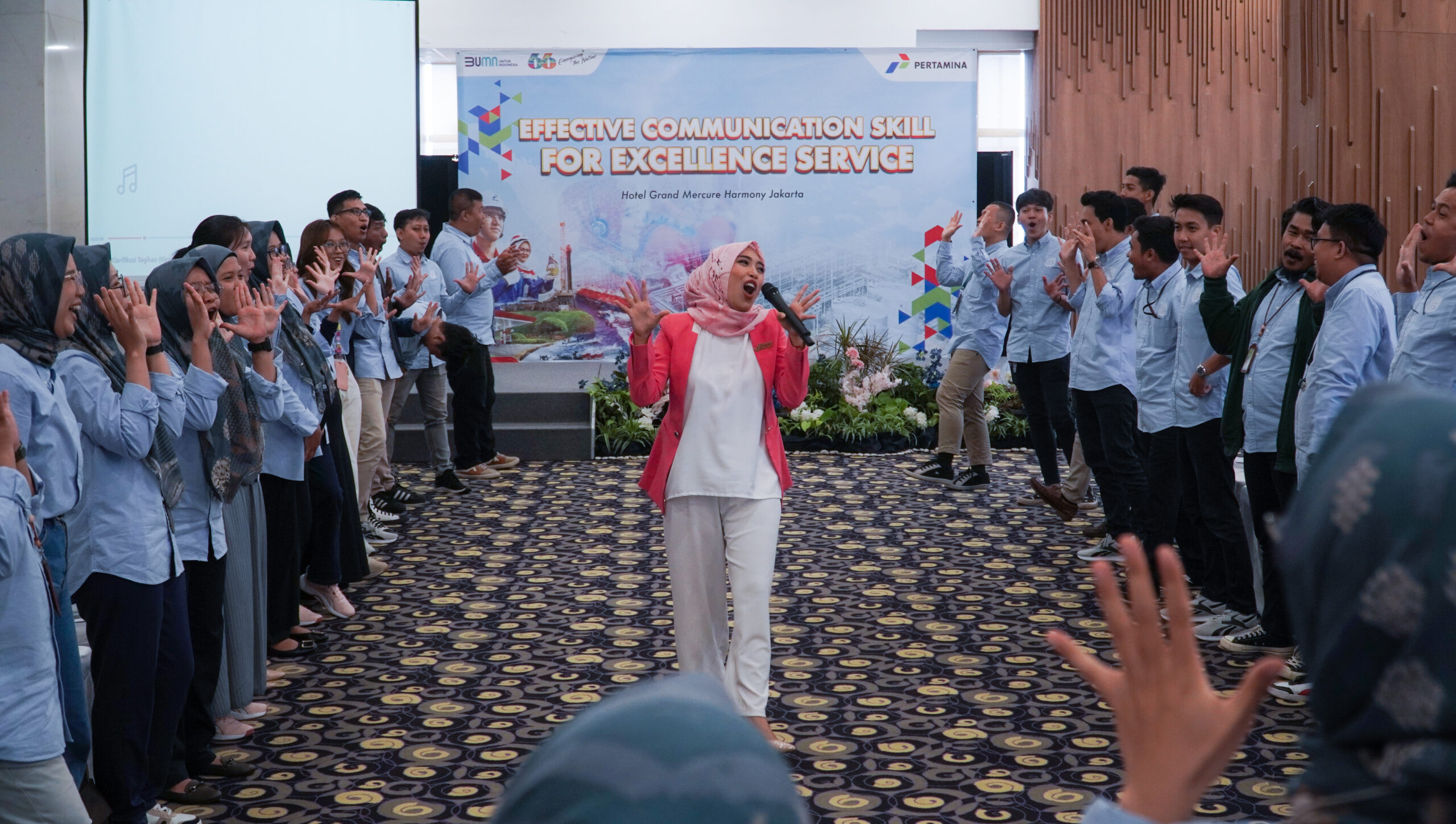 Effective Communication Training for Excellent Service - PT Sinergi ...